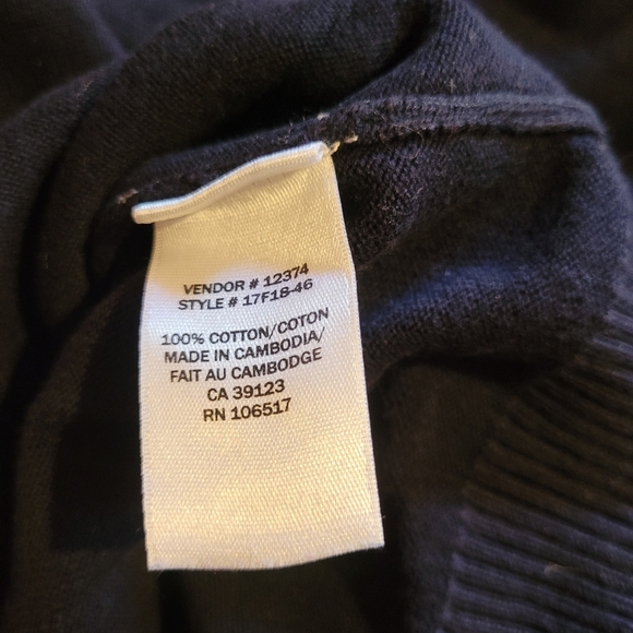 Northern Reflections Mock Neck - Picture 3 of 5